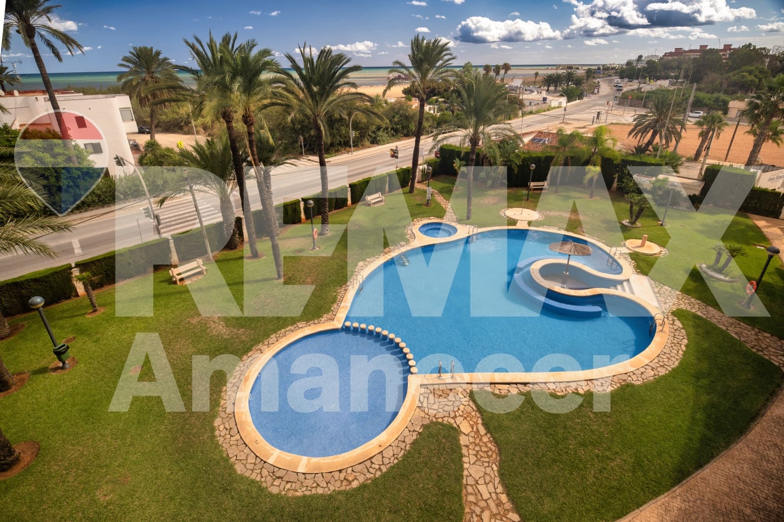 2 soveværelse Lejlighed til salg i Denia med garage - € 365.000 (Ref: 9261863)