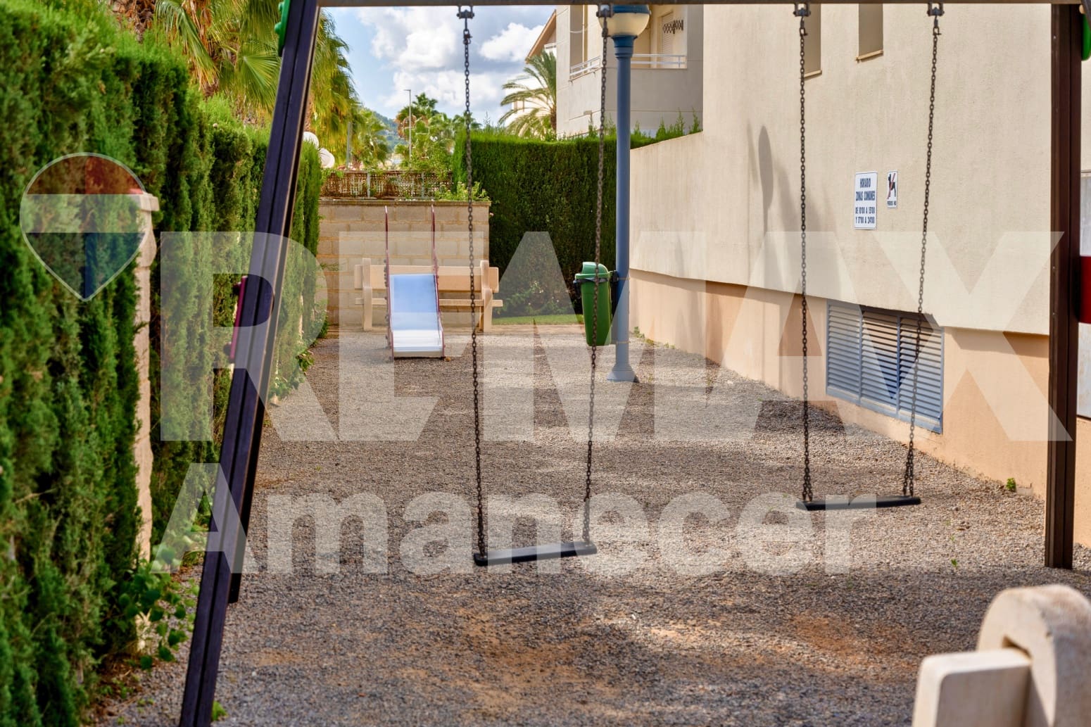 2 soveværelse Lejlighed til salg i Denia med garage - € 365.000 (Ref: 9261863)