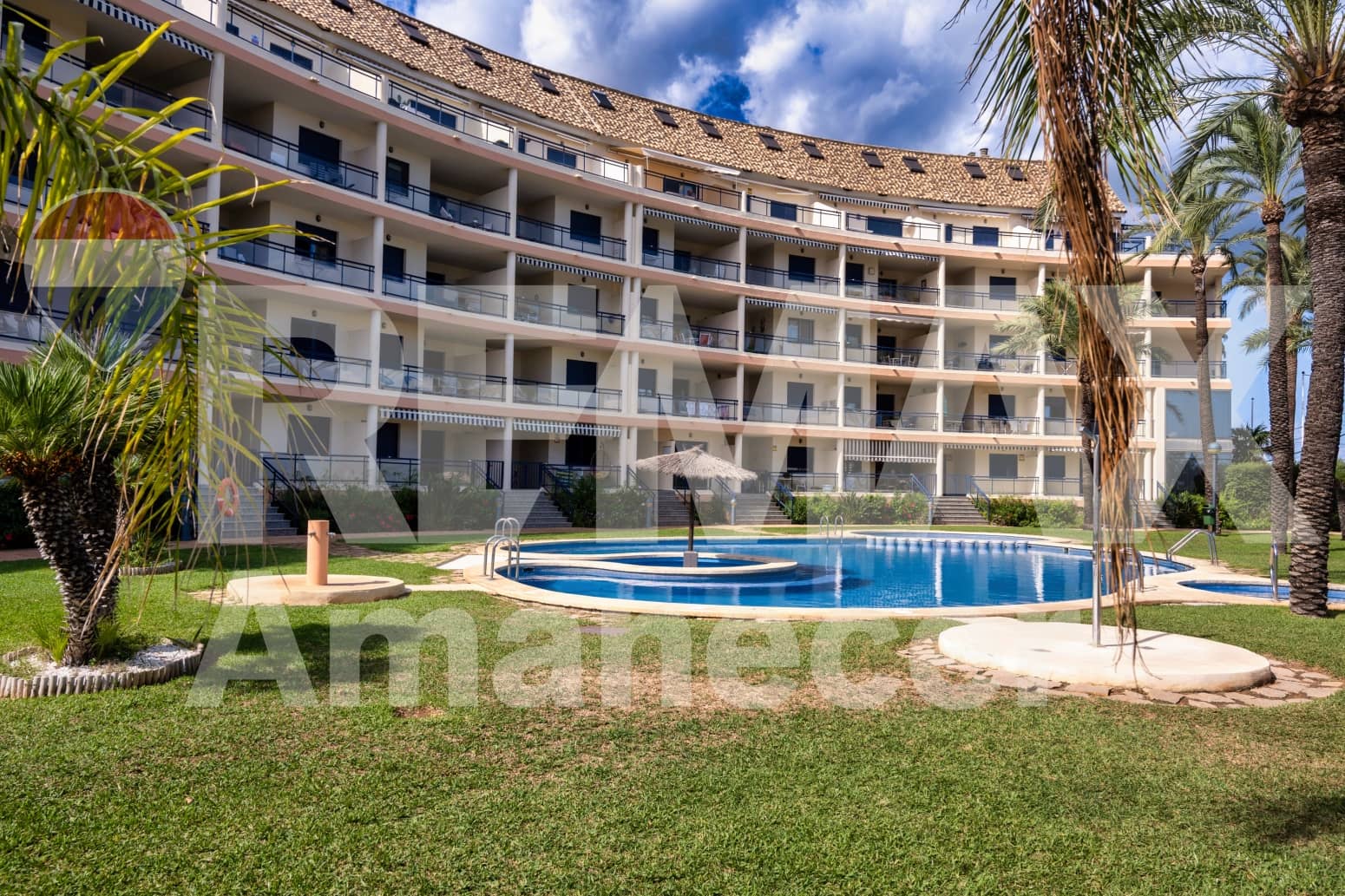 2 soveværelse Lejlighed til salg i Denia med garage - € 365.000 (Ref: 9261863)