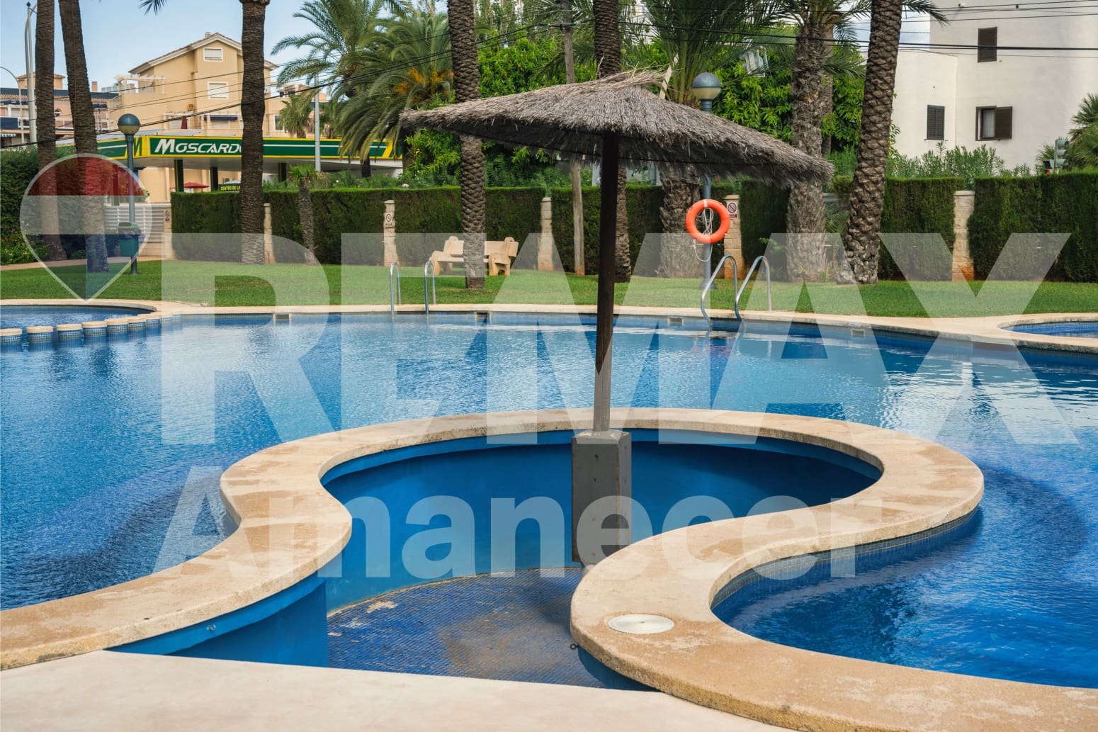 2 soveværelse Lejlighed til salg i Denia med garage - € 365.000 (Ref: 9261863)