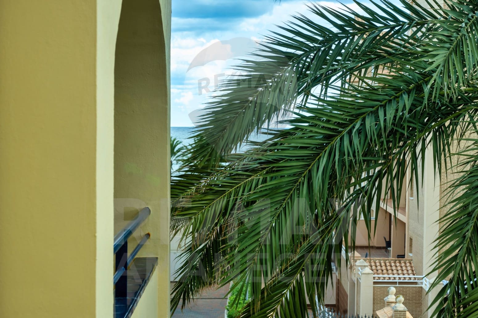 2 soveværelse Lejlighed til salg i Denia med swimmingpool garage - € 294.000 (Ref: 9261864)