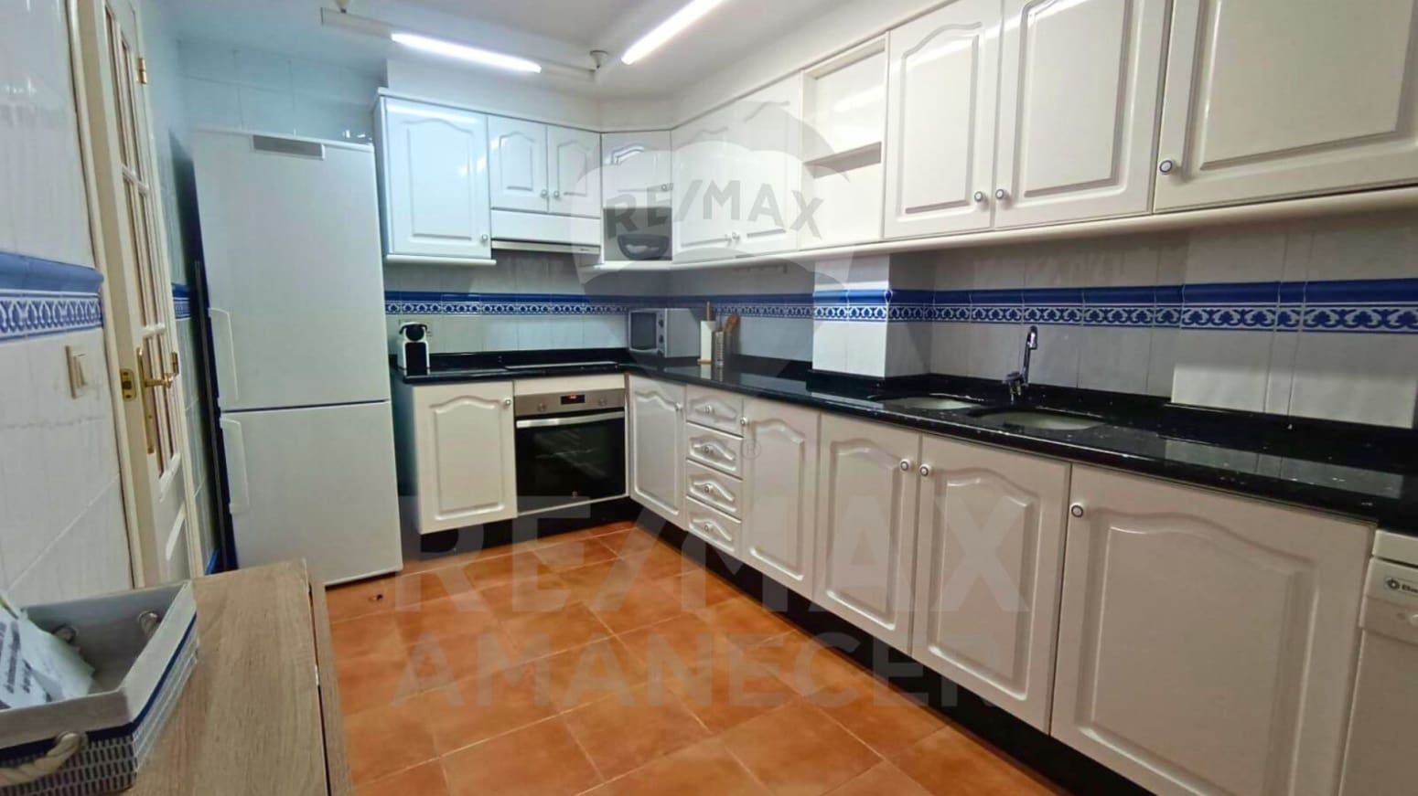 Appartement de 4 chambres à louer à Javea / Xabia avec piscine garage - 1 700 € (Ref: 9271768)