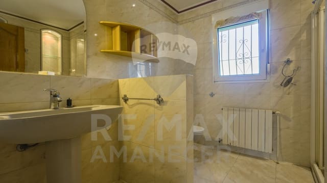 5 soverom Villa til salgs i Pedreguer med svømmebasseng garasje - € 975 000 (Ref: 9325169)