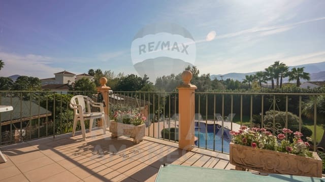 5 soverom Villa til salgs i Pedreguer med svømmebasseng garasje - € 975 000 (Ref: 9325169)