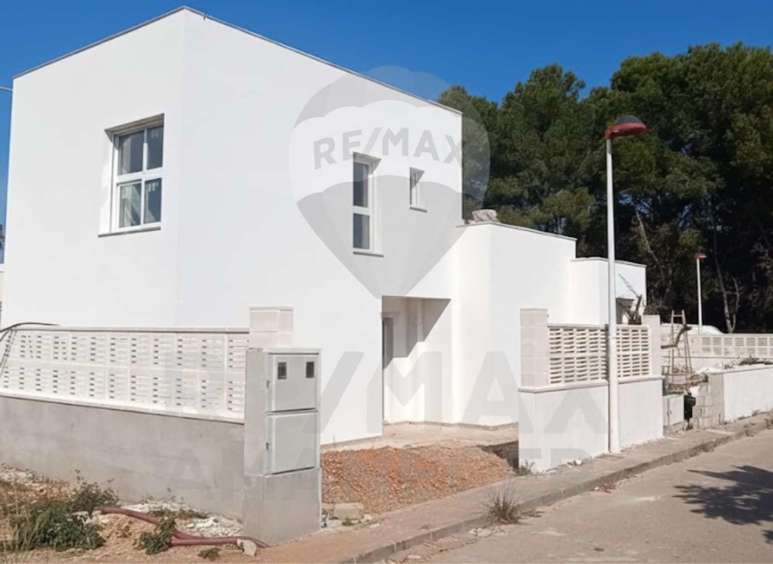 3 soverom Villa til salgs i Els Poblets med svømmebasseng garasje - € 550 000 (Ref: 9348584)