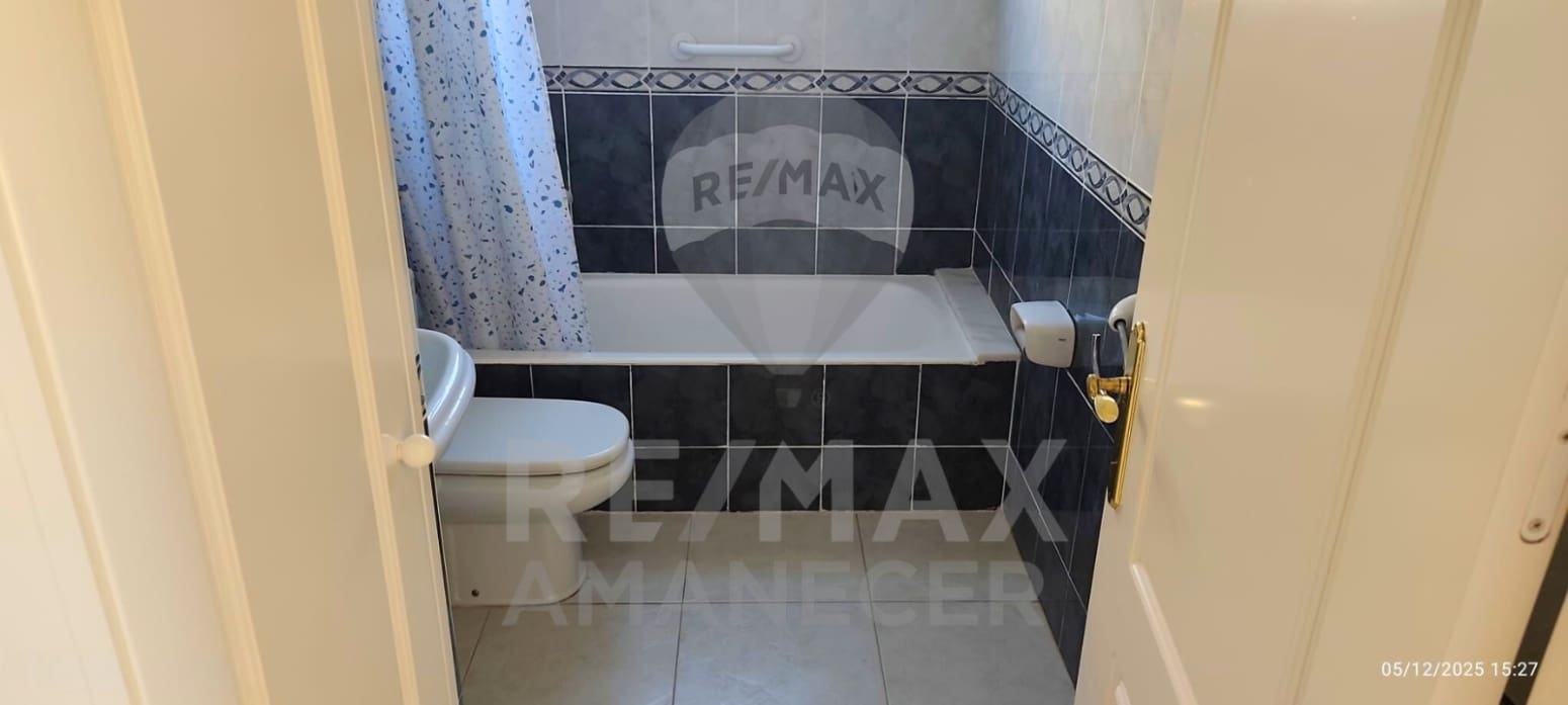 2 sypialnia Mieszkanie do wynajęcia w Denia z basenem garażem - 750 € (Ref: 9438821)