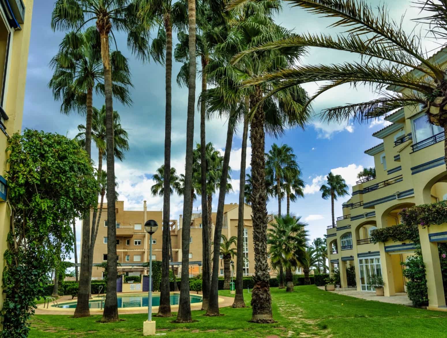 2 sypialnia Mieszkanie do wynajęcia w Denia z basenem garażem - 750 € (Ref: 9438821)