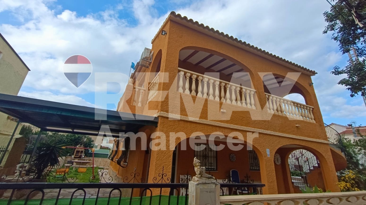 3 Zimmer Villa zu vermieten in Els Poblets mit Garage - 1.100 € (Ref: 9453545)