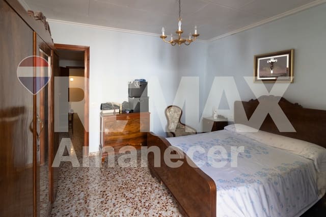 3 makuuhuone Huvila myytävänä paikassa Teulada Pueblo, Teulada-Moraira mukana 
autotalli - 180 000 € (Ref: 9628168)