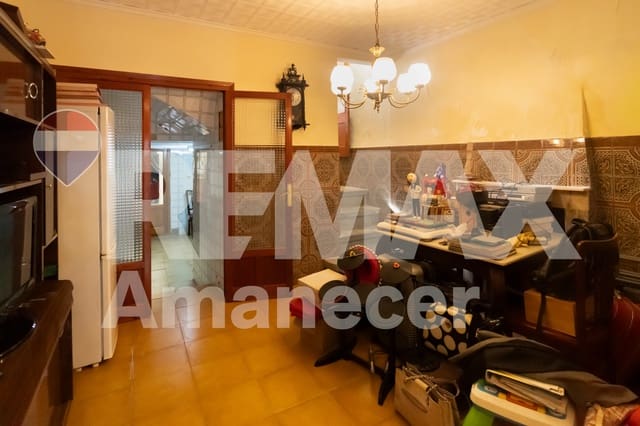 3 makuuhuone Huvila myytävänä paikassa Teulada Pueblo, Teulada-Moraira mukana 
autotalli - 180 000 € (Ref: 9628168)