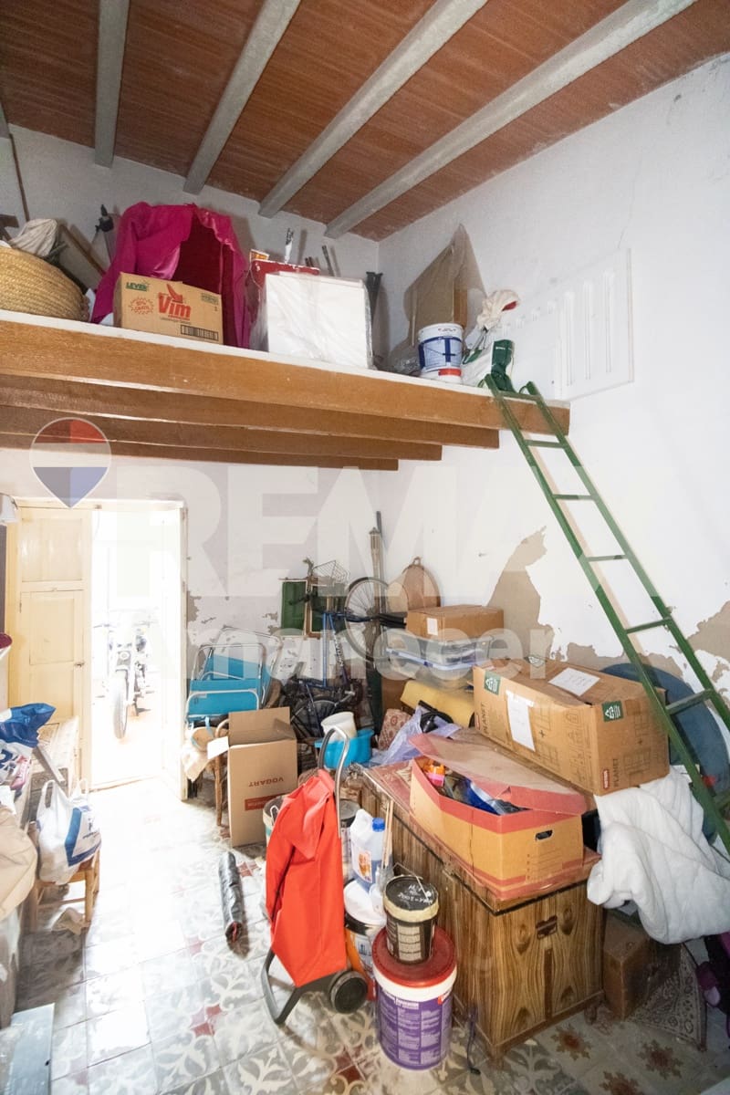 3 slaapkamer Villa te koop in Teulada met garage - € 180.000 (Ref: 9628168)