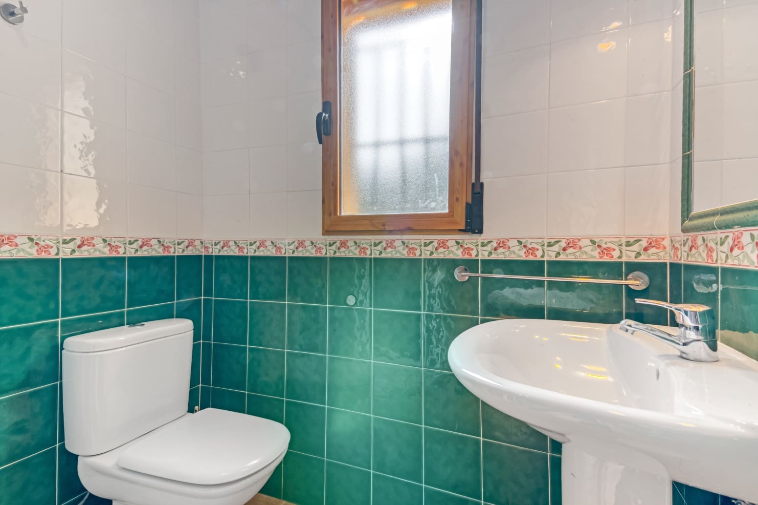 4 quarto Moradia para venda em Orba com piscina - 450 000 € (Ref: 9650346)