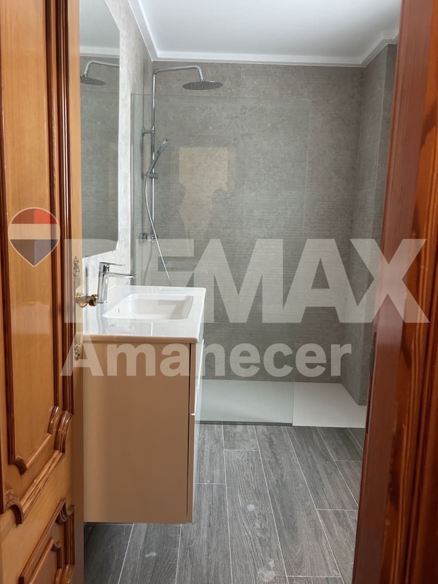 4 soveværelse Lejlighed til leje i Denia - € 1.500 (Ref: 9652882)