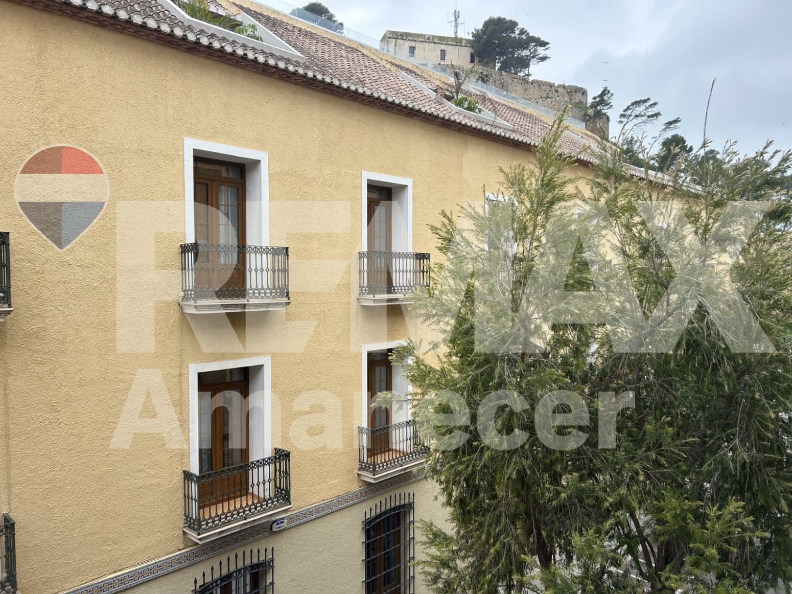 3 soveværelse Lejlighed til leje i Denia - € 1.300 (Ref: 9652883)