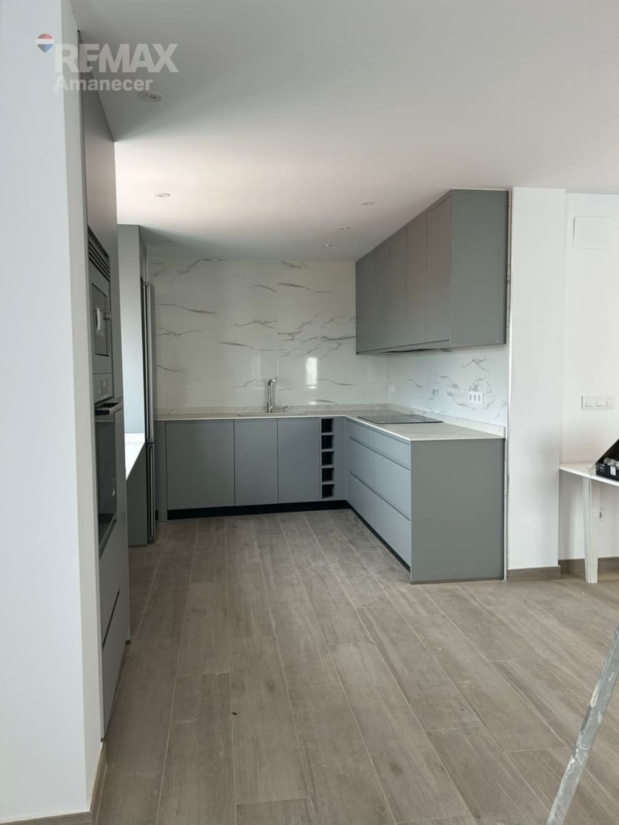 3 bedroom Flat for rent in Denia - € 1,300 (Ref: 9652883)