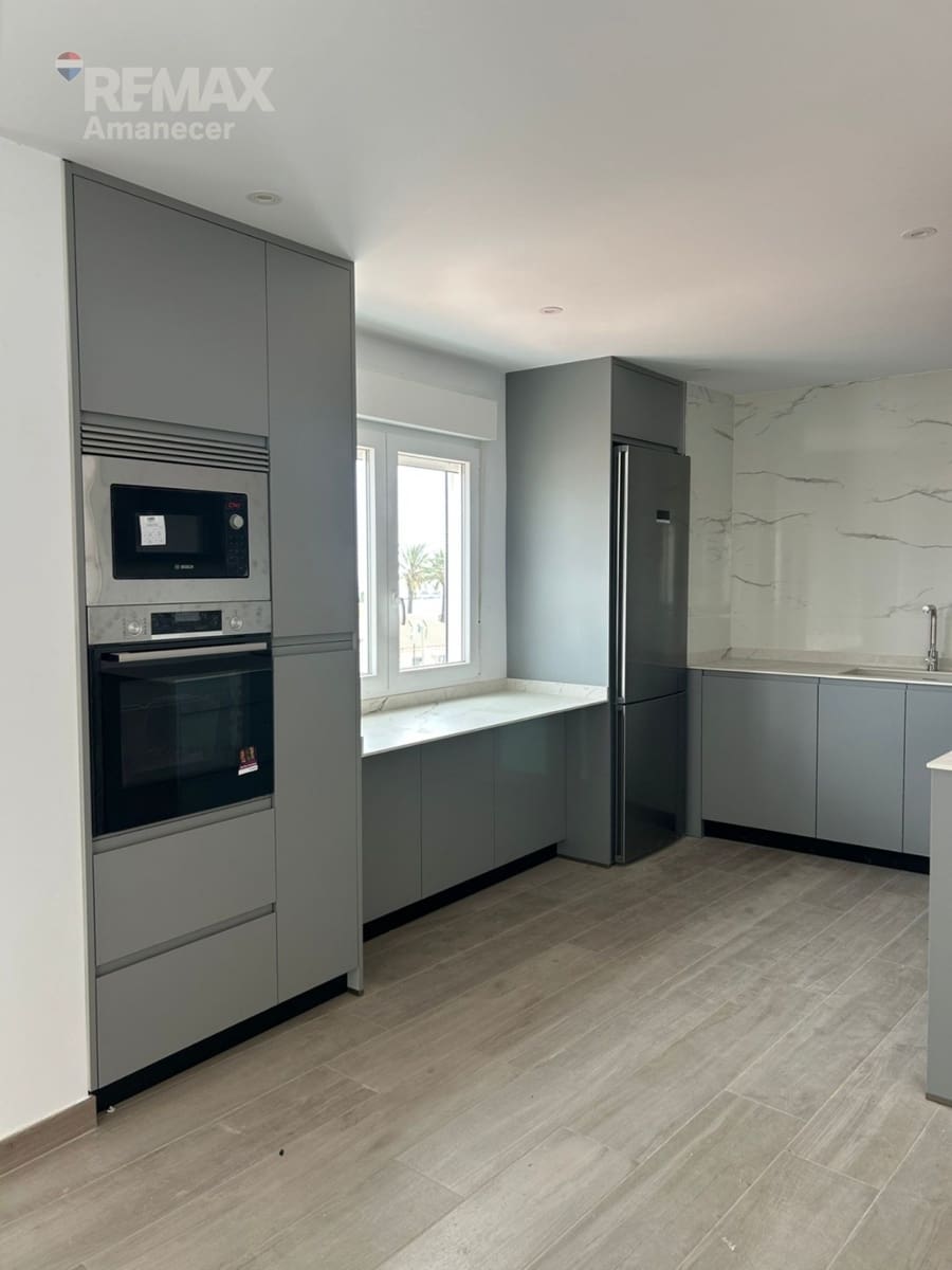 3 bedroom Flat for rent in Denia - € 1,300 (Ref: 9652883)
