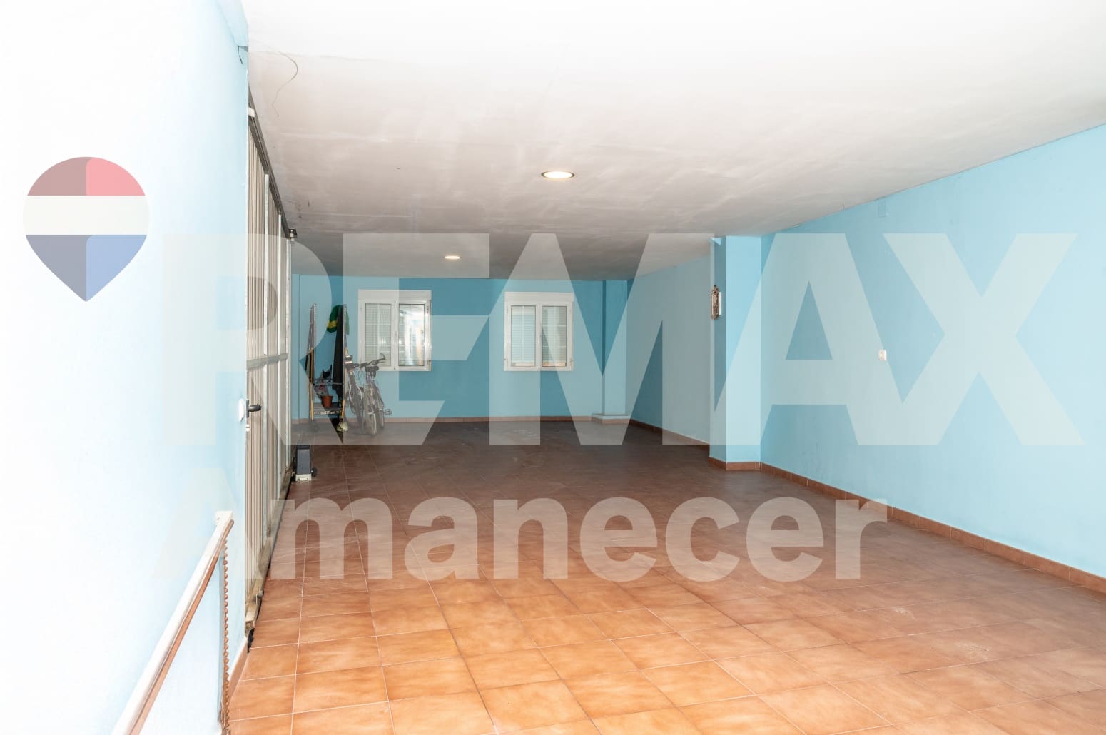 Chalet de 5 habitaciones en Alfafara en venta con garaje - 240.000 € (Ref: 9665411)