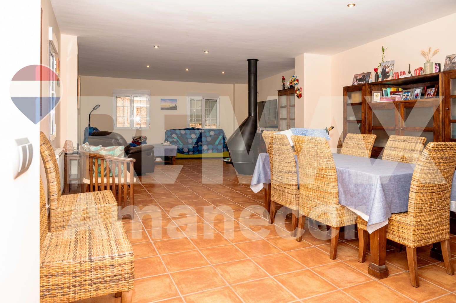 Chalet de 5 habitaciones en Alfafara en venta con garaje - 240.000 € (Ref: 9665411)