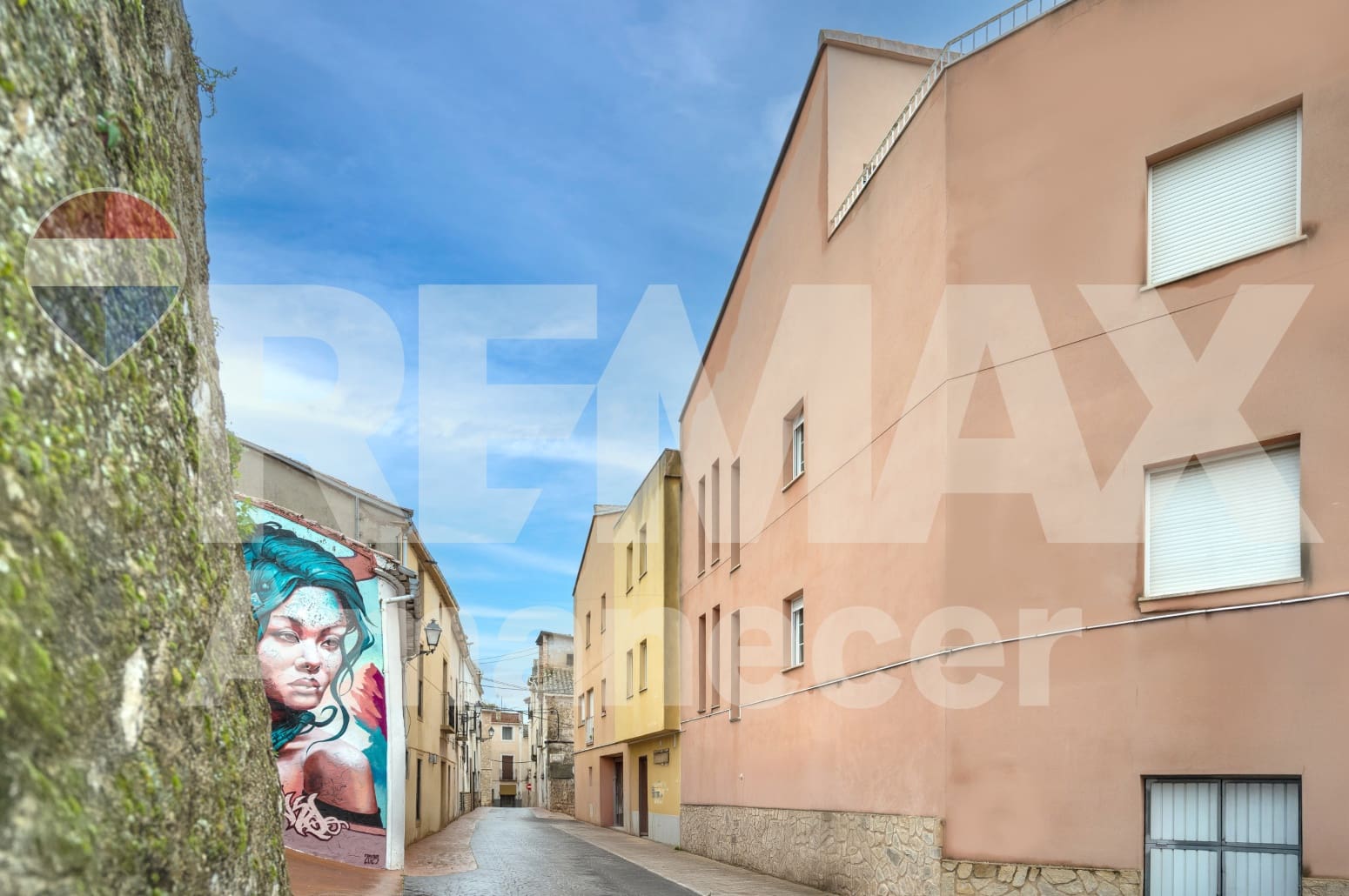 Chalet de 5 habitaciones en Alfafara en venta con garaje - 240.000 € (Ref: 9665411)