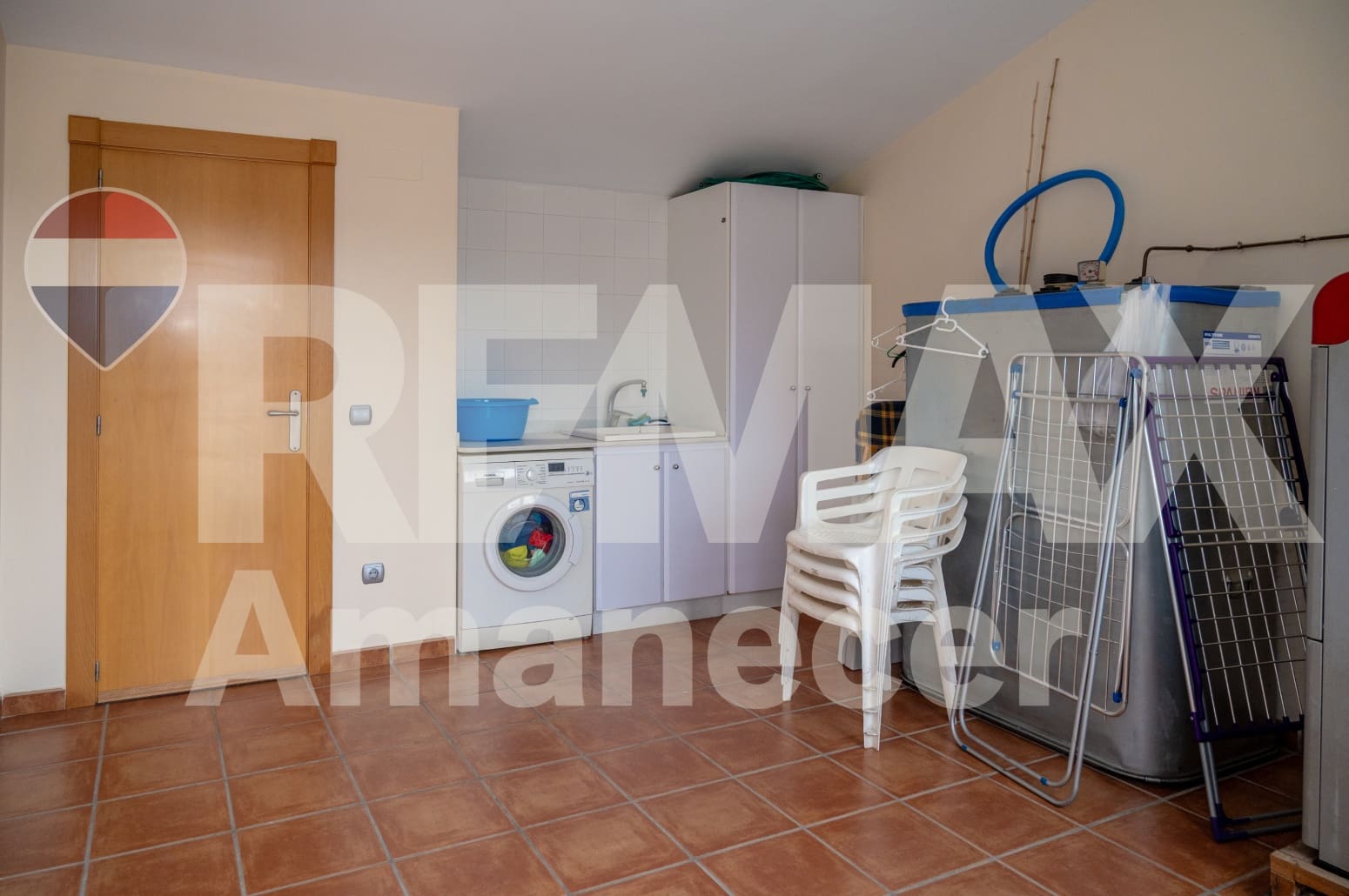 Chalet de 5 habitaciones en Alfafara en venta con garaje - 240.000 € (Ref: 9665411)