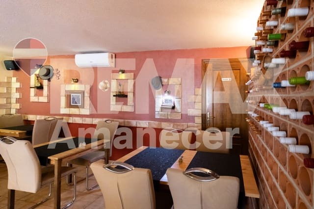 Comercial para venda em La Veleta, Torrevieja - 218 000 € (Ref: 9694236)