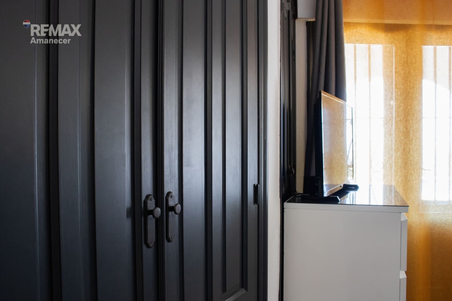 3 bedroom Villa for sale in Rafol de Almunia with pool garage - € 489,000 (Ref: 9733405)