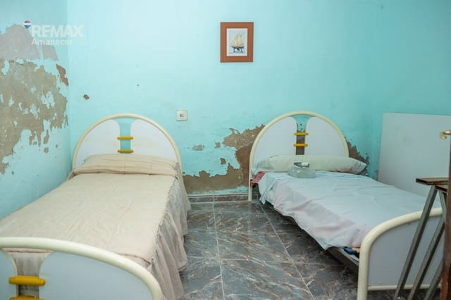 4 soveværelse Villa til salg i Enguera - € 68.000 (Ref: 9749343)