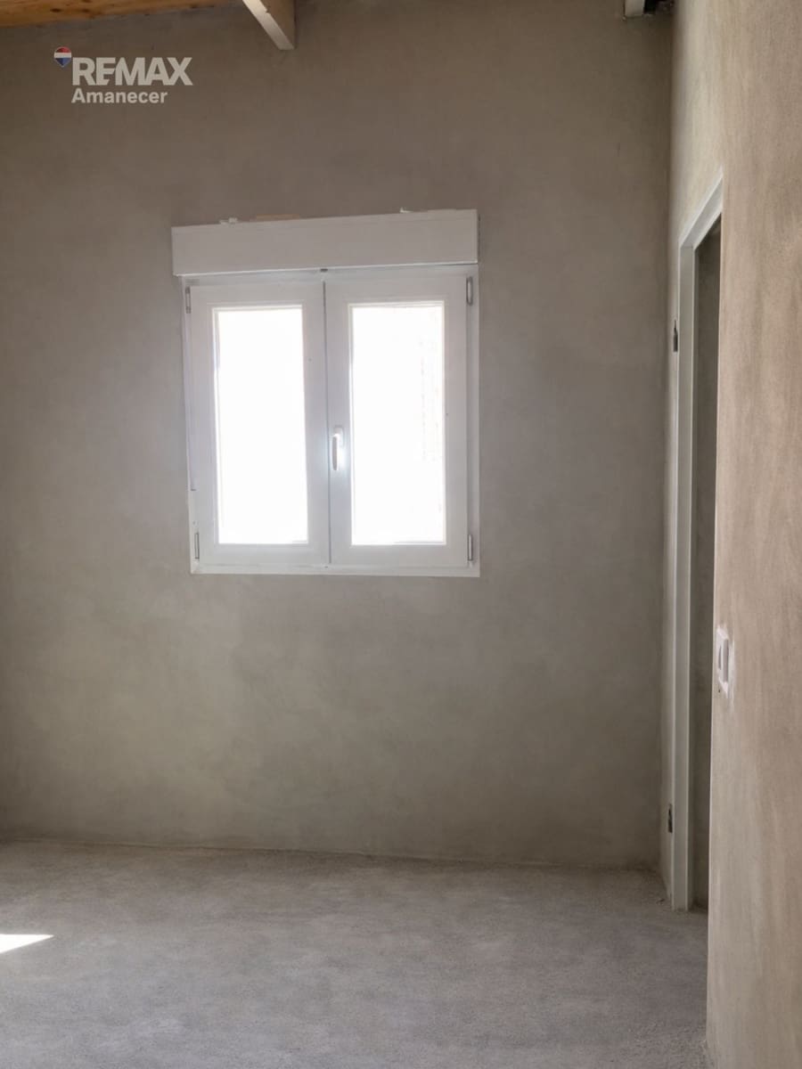 Flat for sale in L'Olleria - € 110,000 (Ref: 9777523)