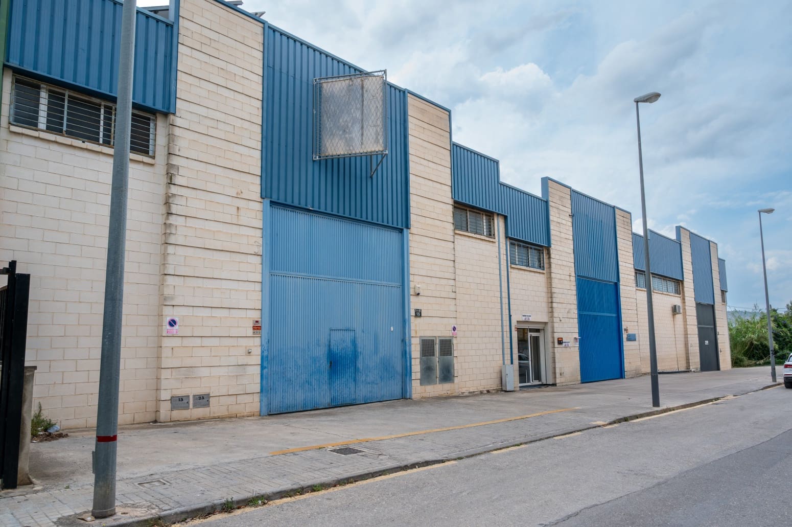 Erhverv til leje i Ontinyent - € 1.400 (Ref: 9782136)