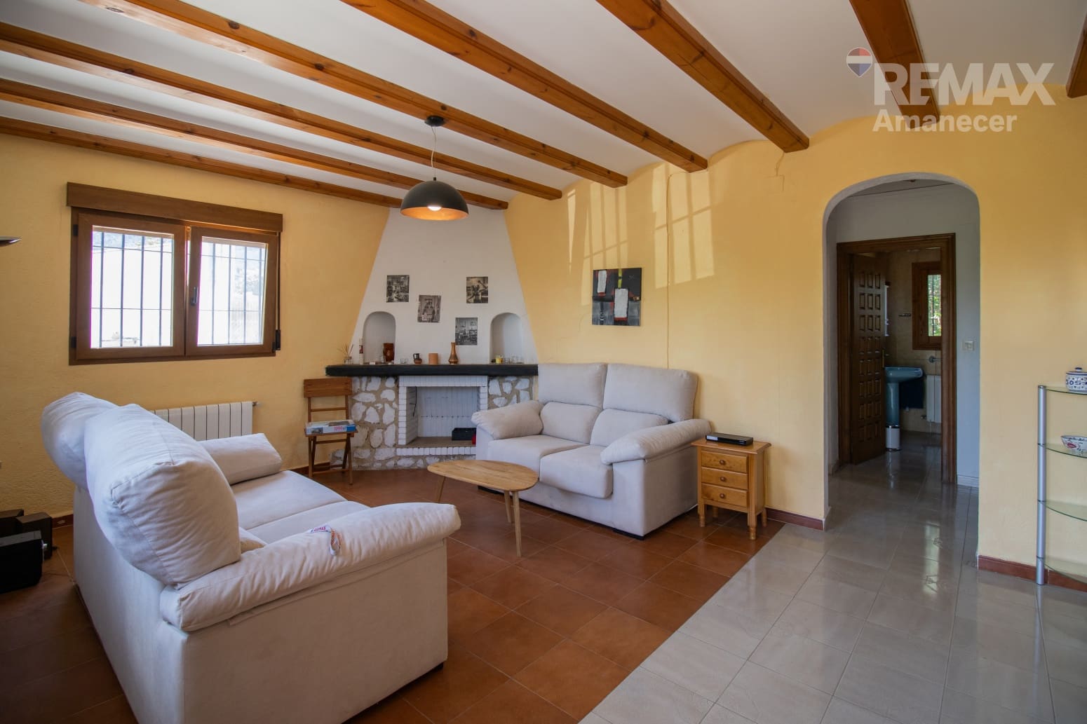 3 bedroom Villa for sale in Denia with pool garage - € 250,000 (Ref: 9834671)