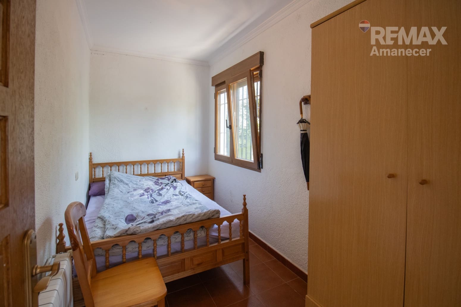 3 bedroom Villa for sale in Denia with pool garage - € 250,000 (Ref: 9834671)