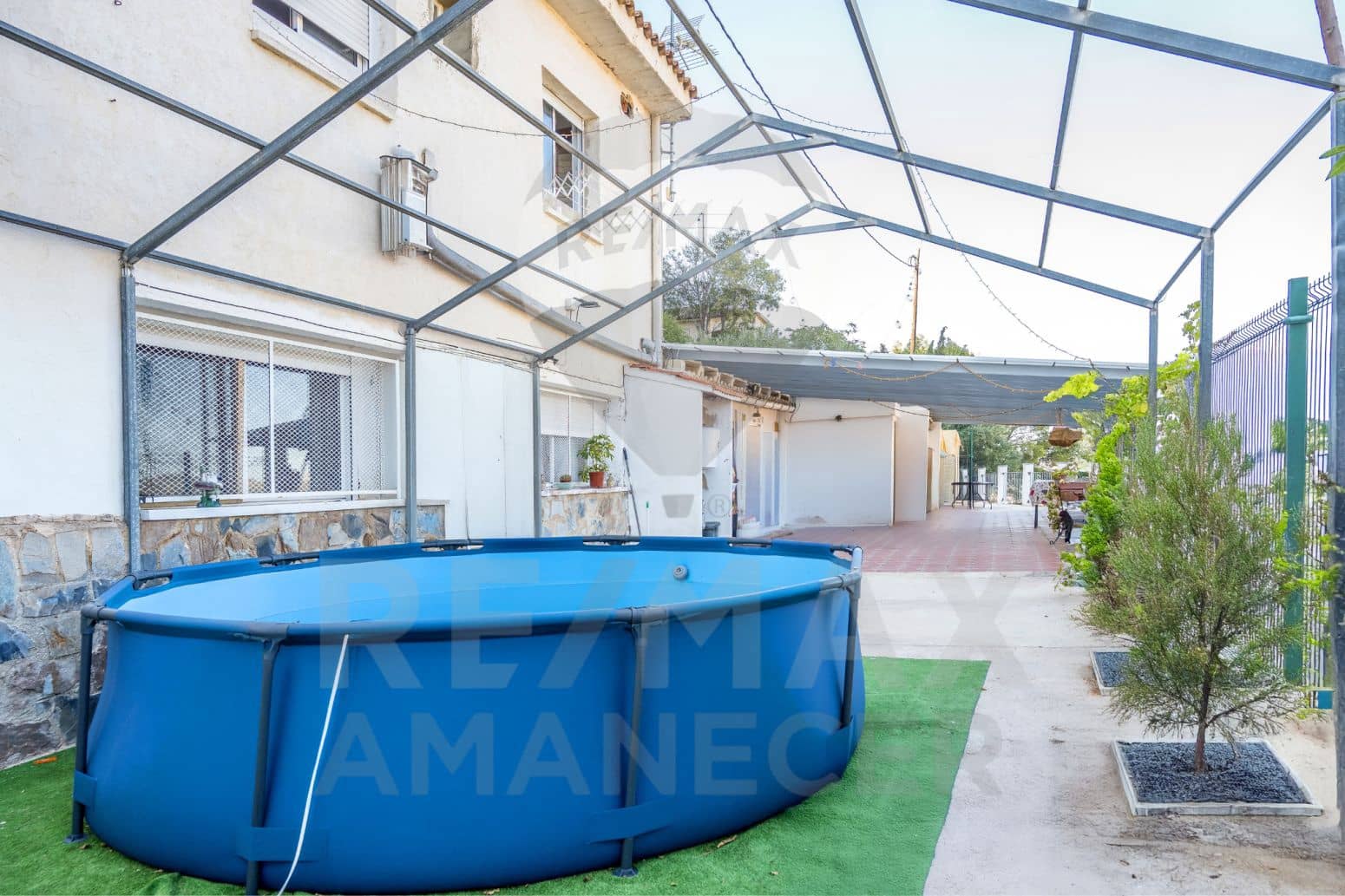 8 bedroom Villa for sale in Cocentaina - € 280,000 (Ref: 9847512)