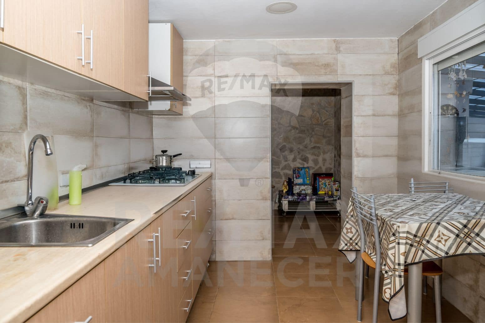 8 bedroom Villa for sale in Cocentaina - € 280,000 (Ref: 9847512)