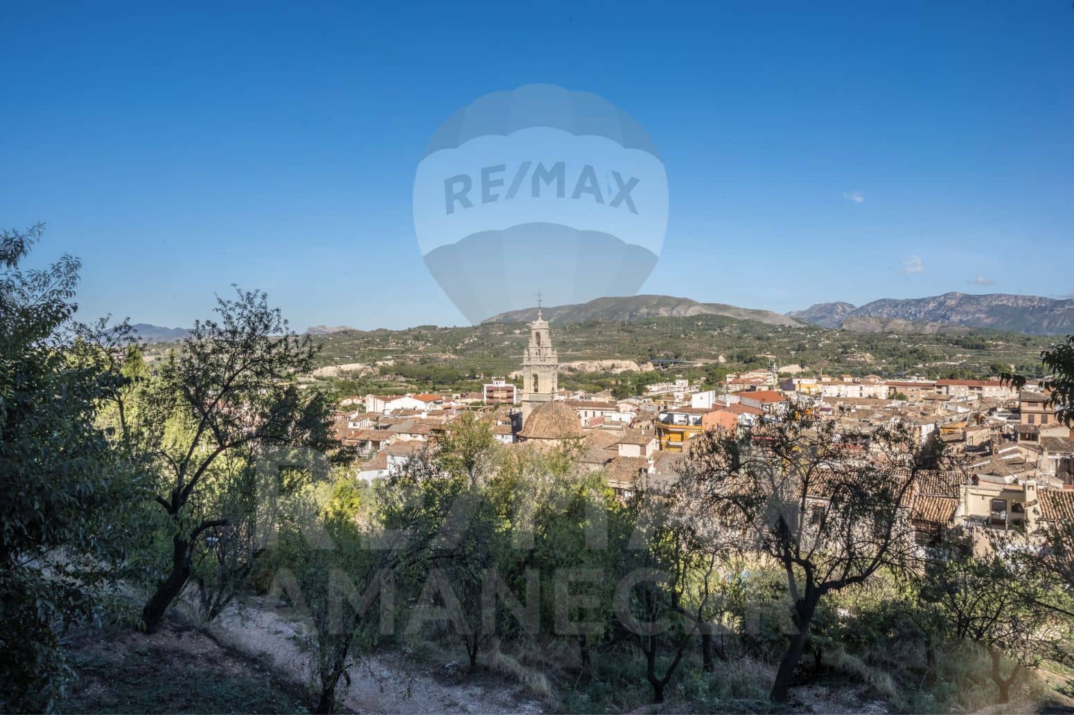 8 bedroom Villa for sale in Cocentaina - € 280,000 (Ref: 9847512)