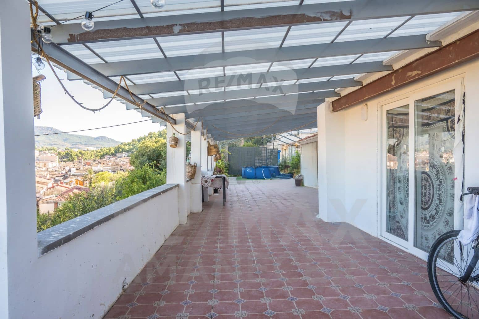8 bedroom Villa for sale in Cocentaina - € 280,000 (Ref: 9847512)