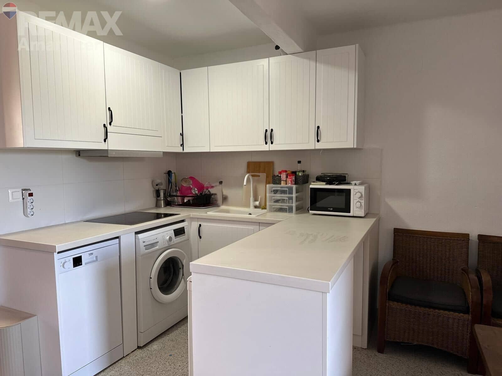 2 bedroom Flat for sale in Denia - € 305,000 (Ref: 9847514)