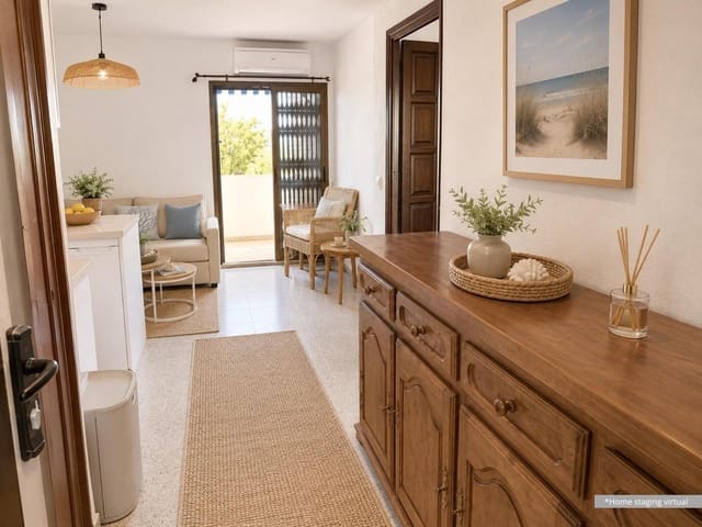 2 bedroom Flat for sale in Centro Urbano, Dénia - € 305,000 (Ref: 9847514)