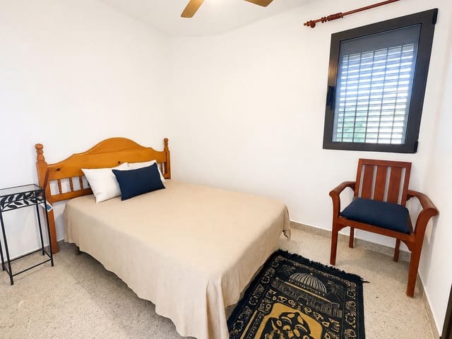 2 bedroom Flat for sale in Centro Urbano, Dénia - € 305,000 (Ref: 9847514)