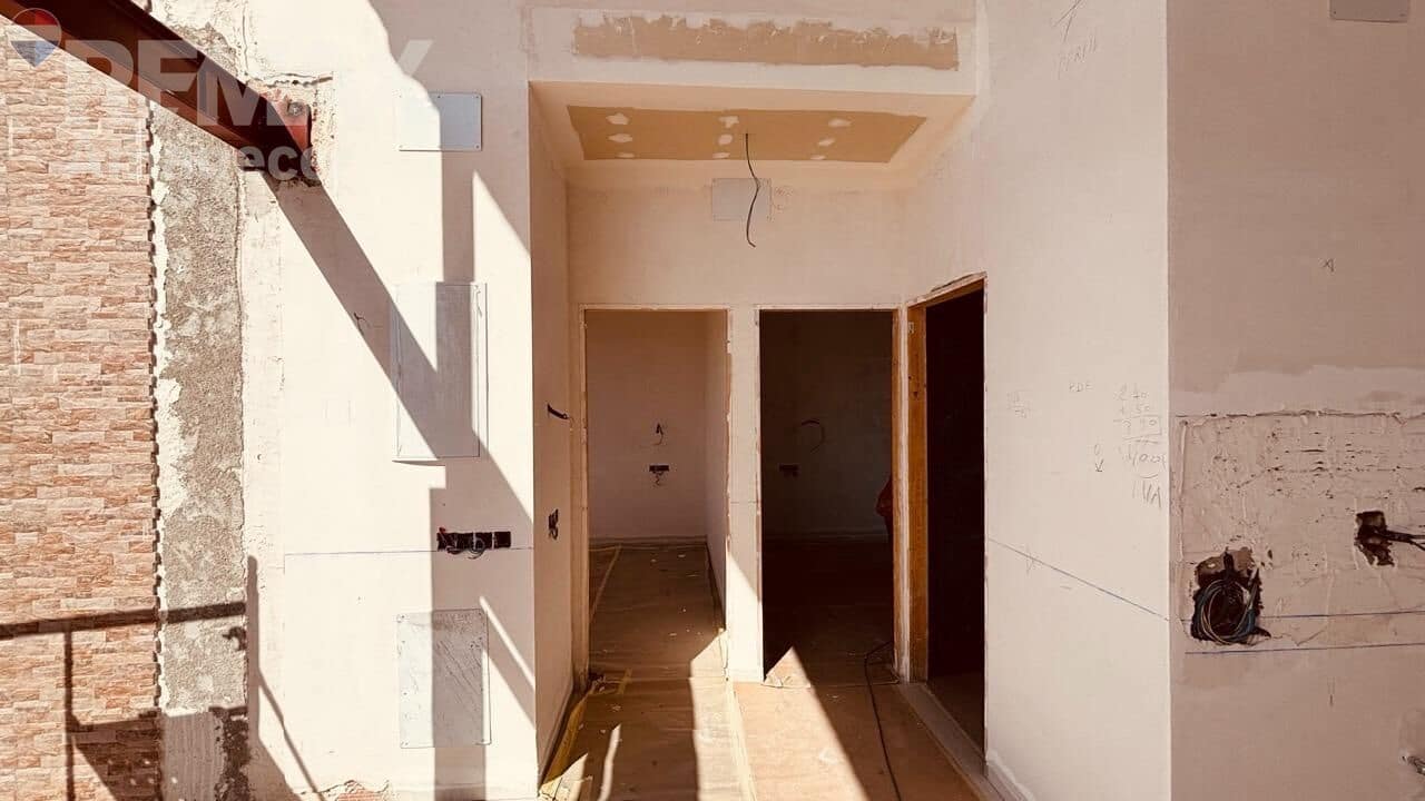 3 bedroom Villa for sale in Polop with garage - € 590,000 (Ref: 9847517)