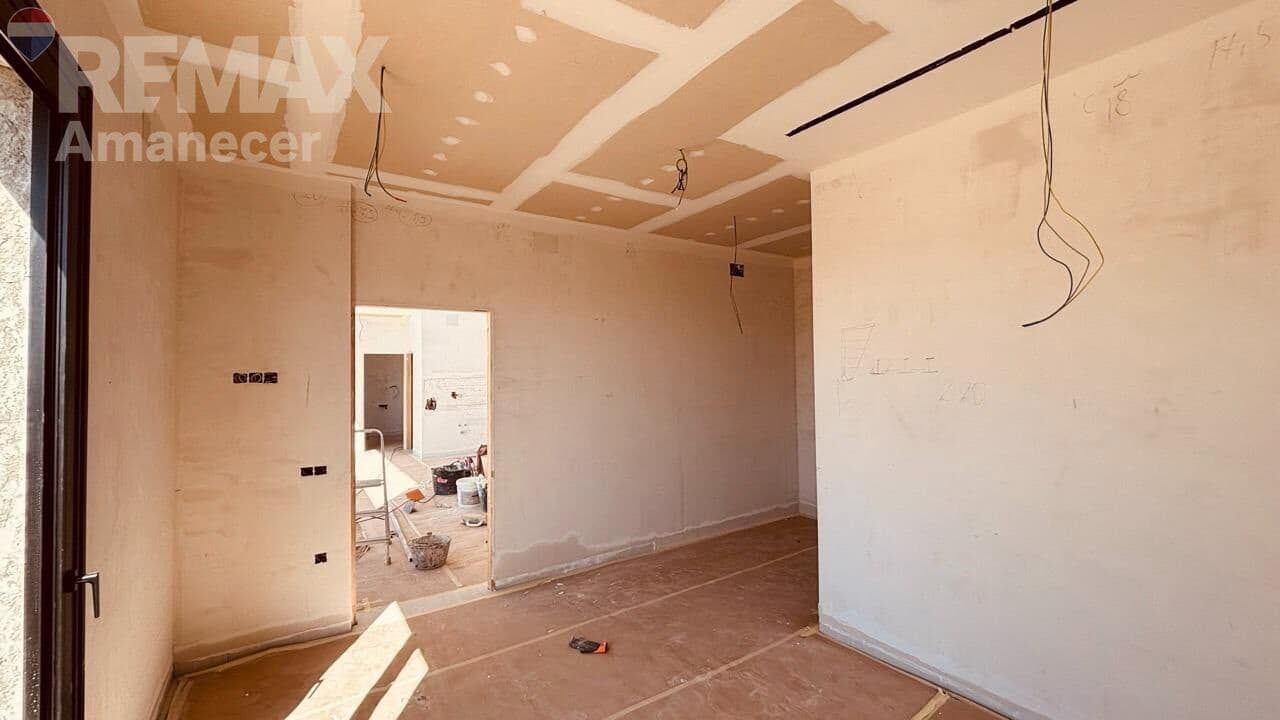 3 bedroom Villa for sale in Polop with garage - € 590,000 (Ref: 9847517)