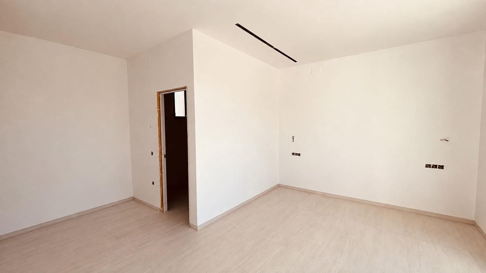 3 bedroom Villa for sale in Polop with pool garage - € 590,000 (Ref: 9847517)