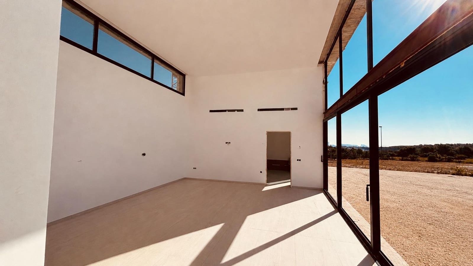 3 bedroom Villa for sale in Polop with pool garage - € 590,000 (Ref: 9847517)