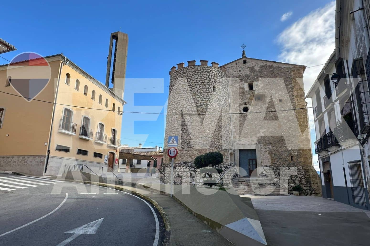 3 bedroom Villa for sale in Murla - € 75,000 (Ref: 9847519)