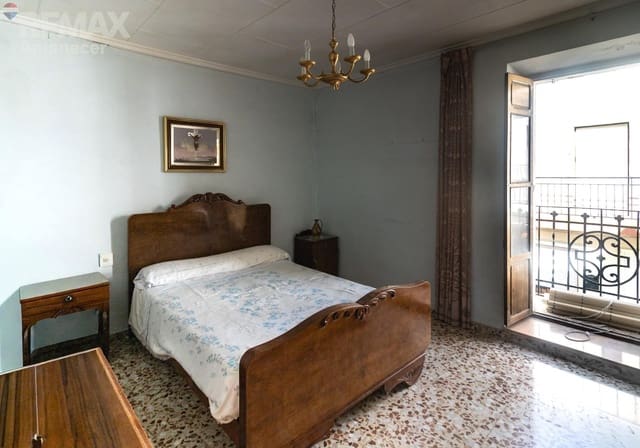 3 Zimmer Villa zu verkaufen in Teulada Pueblo, Teulada-Moraira mit Garage - 179.000 € (Ref: 9847520)