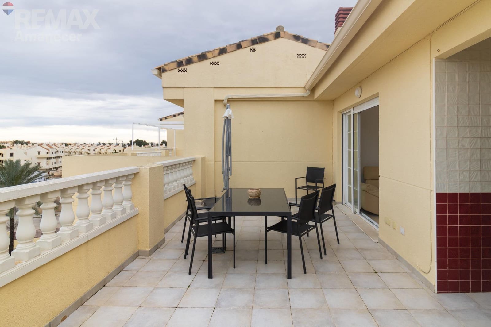 3 bedroom Penthouse for sale in Denia with pool garage - € 449,000 (Ref: 9847521)