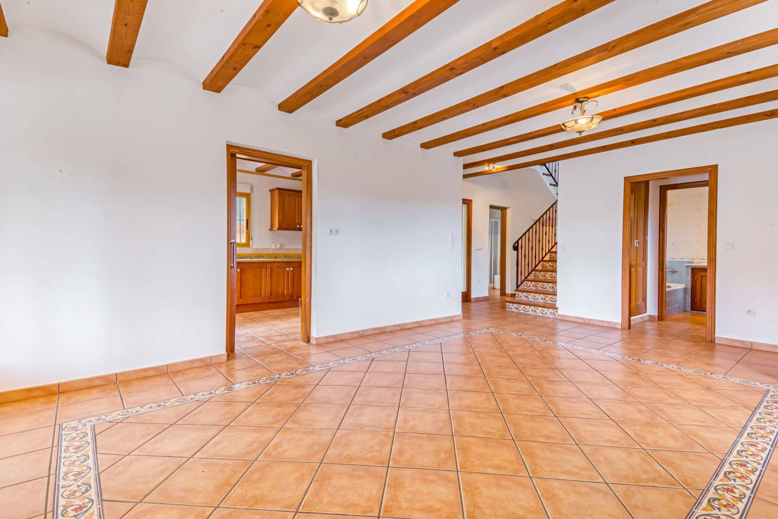 4 chambre Villa/Maison à vendre à Orba avec piscine - 429 000 € (Ref: 9847524)