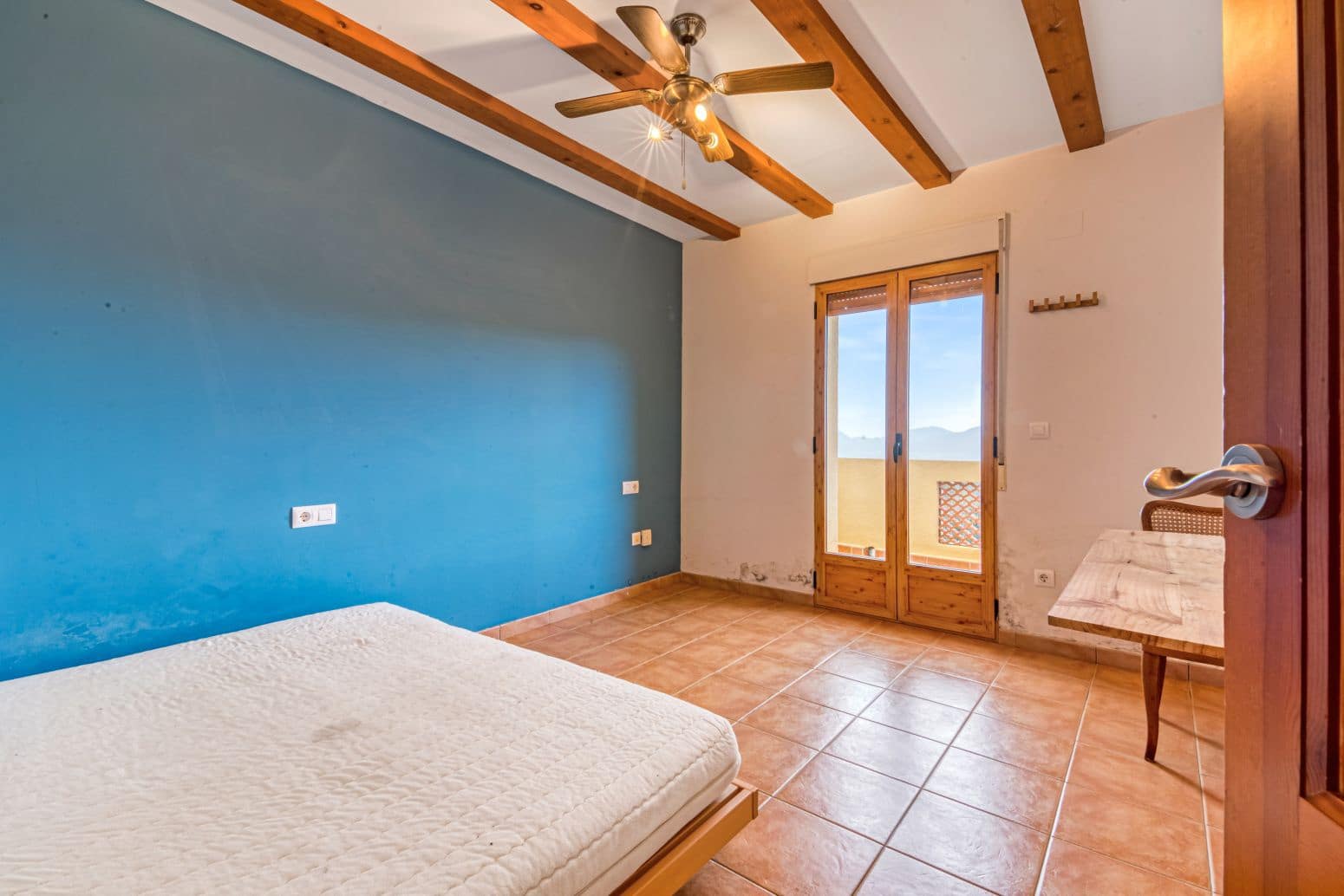 4 chambre Villa/Maison à vendre à Orba avec piscine - 429 000 € (Ref: 9847524)