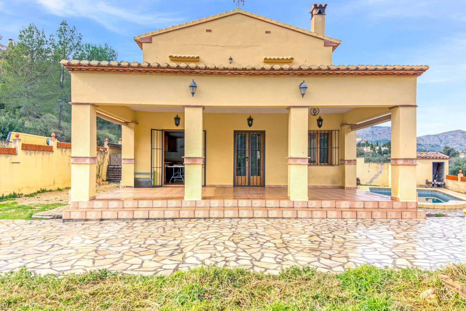4 chambre Villa/Maison à vendre à Orba avec piscine - 429 000 € (Ref: 9847524)