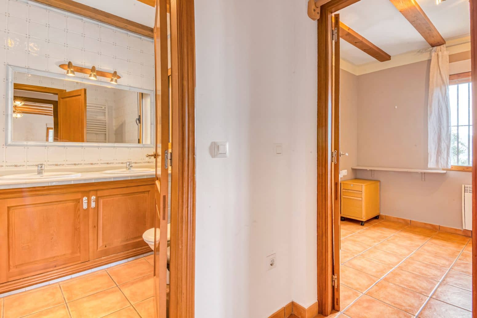 4 chambre Villa/Maison à vendre à Orba avec piscine - 429 000 € (Ref: 9847524)