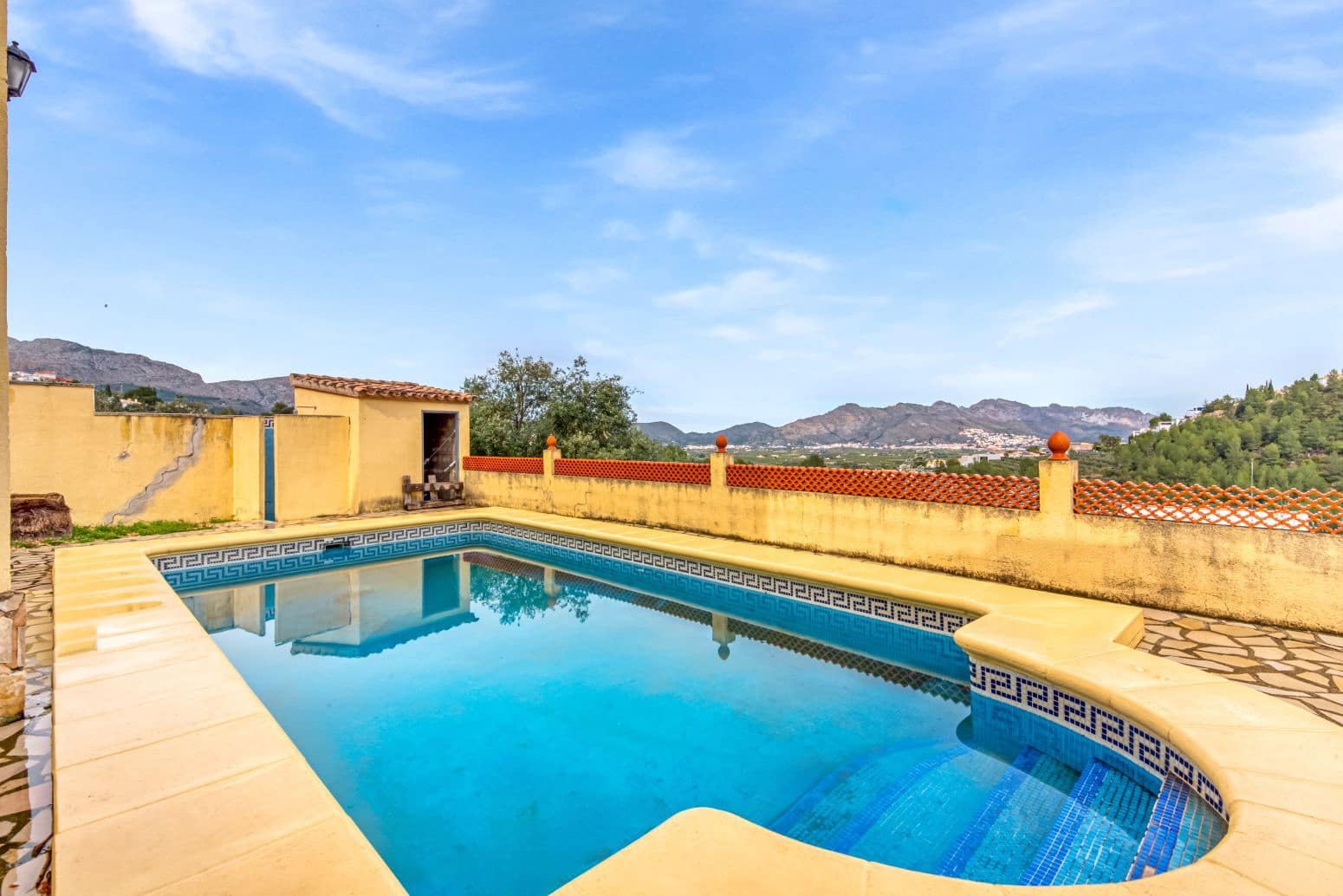 4 chambre Villa/Maison à vendre à Orba avec piscine - 429 000 € (Ref: 9847524)